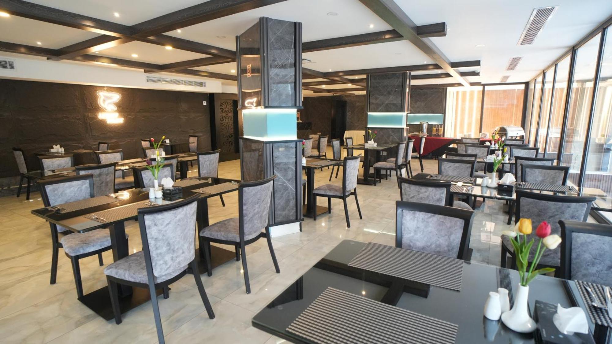 Luxury Palace Hotel Amman Ngoại thất bức ảnh