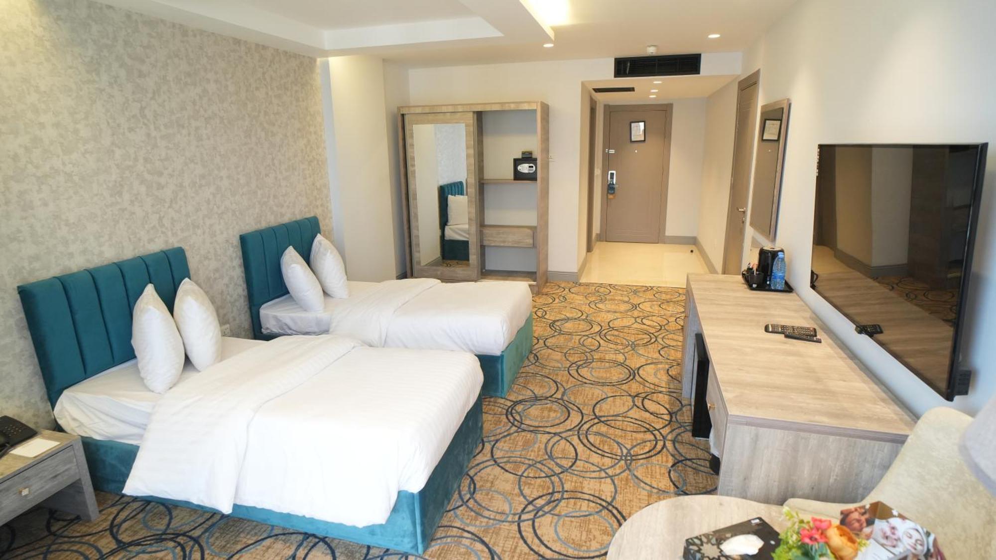 Luxury Palace Hotel Amman Ngoại thất bức ảnh